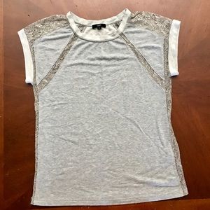 Tee with lace sides